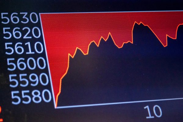 Retirement Shock: Tariffs Tank 401(k)s, Leaving Retirees Stunned