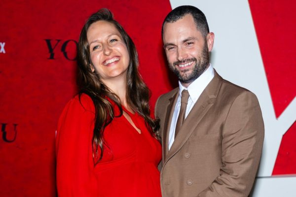 Penn and Domino: A Red Carpet Glow at the ‘You’ Season Premiere