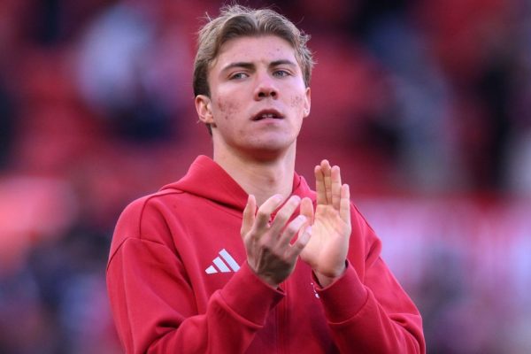 Højlund: Man United’s Europa League Bid – A Rescue Mission or a Stepping Stone?