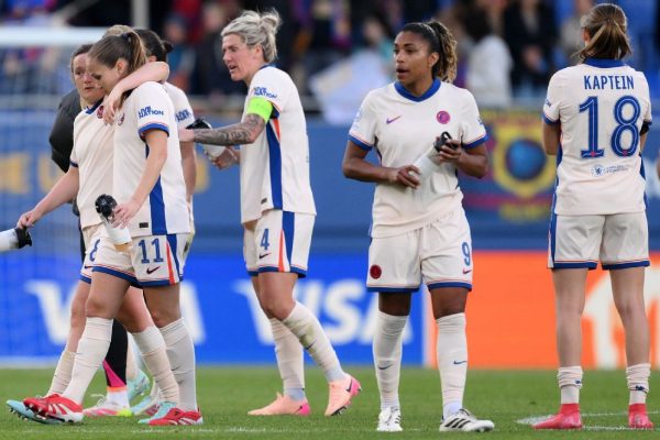Barcelona Pummels Chelsea, Leaving Champions League Hopes Hanging by a Thread