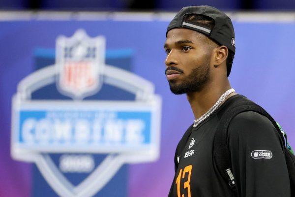 Falcons Coordinator’s Son Takes Responsibility for Sanders Prank Call