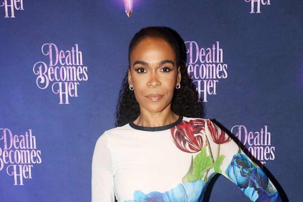 Michelle Williams’ Hilarious First-Class Foot-Fail Encounter