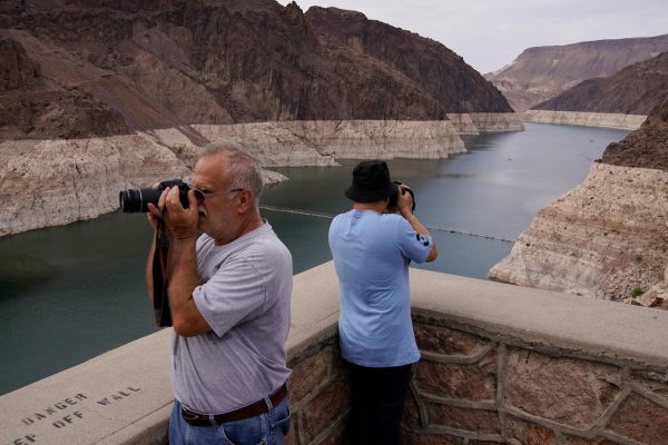 Federal Lake Closures: Budget Cuts Leave Outdoor Enthusiasts High and Dry