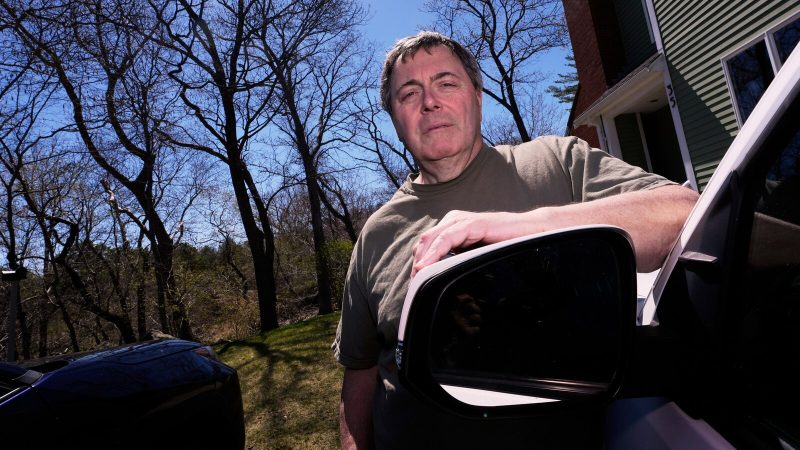 Rockport’s Unlikely War: Woodpecker vs. Car Mirrors!