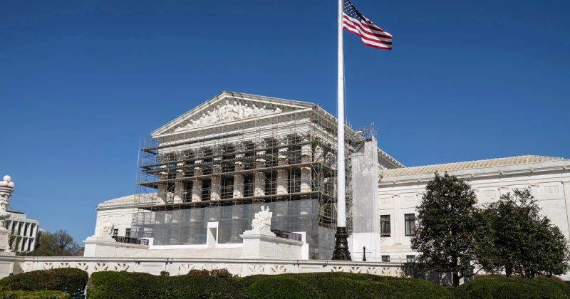 Supreme Court Temporarily Halts Biden-Era Protections for Venezuelan Migrants