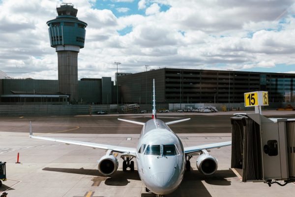 Near Miss at LaGuardia: A Runway Collision Averted