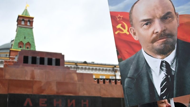 Lenin’s Tomb: A $250,000 Facelift for a Controversial Monument