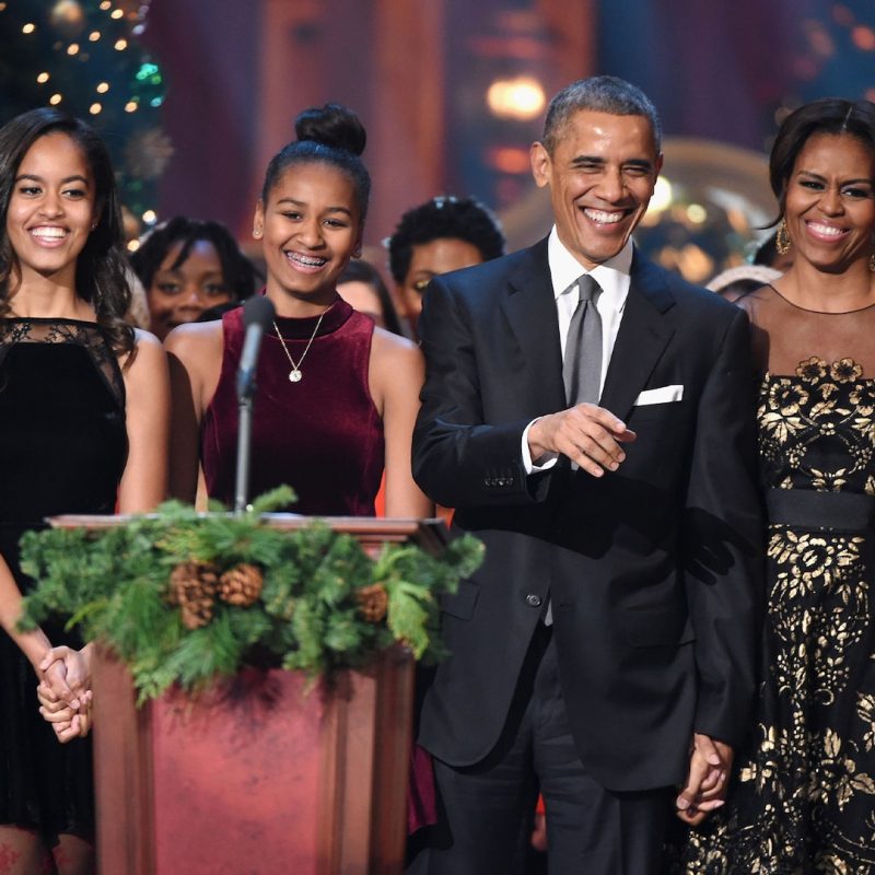 Obama’s Sweet Mother’s Day Surprise: A Rare Family Photo!