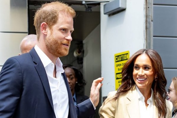 Sussex Family Photo: A Royal Reconciliation Attempt?