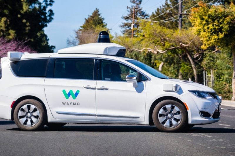 Waymo and Toyota’s RoboTaxi Partnership: A Tesla Threat? Analyst Says ‘Nope’