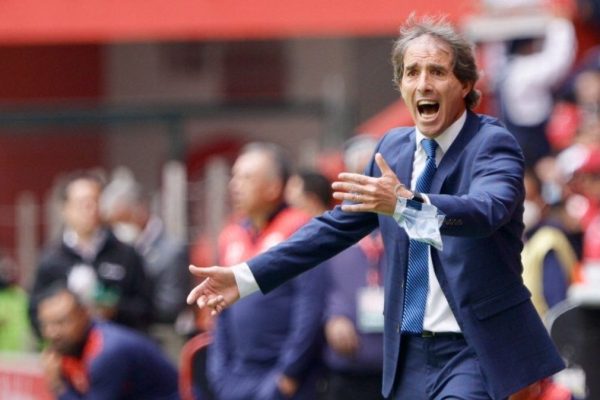 Almada’s Hot Seat: Cruz Azul and Boca Juniors Vie for Uruguayan Manager
