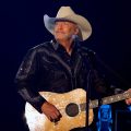 Alan Jackson Rides Off into the Sunset: Country Legend Retires After 30 Years on the Road