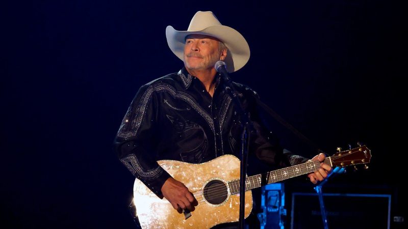 Alan Jackson Rides Off into the Sunset: Country Legend Retires After 30 Years on the Road