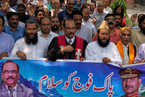 Kashmir Tensions Flare: A Ceasefire Shattered, Despite Recent Diplomatic Efforts