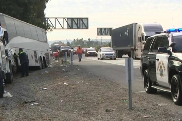 Tragedy Strikes on Mother’s Day: LA Tour Bus Crash Claims One Life, Injures Dozens