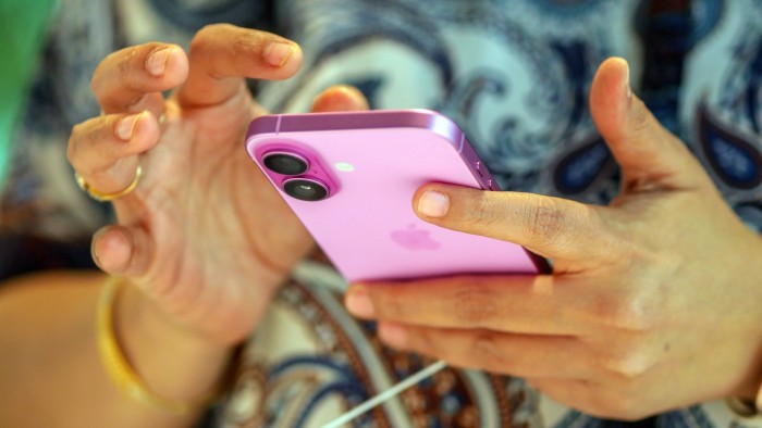 Trump’s Latest Target: Apple’s iPhone Production Shift to India