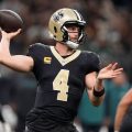 Derek Carr’s Unexpected Retirement: A Shoulder Injury Ends a Stellar Career?