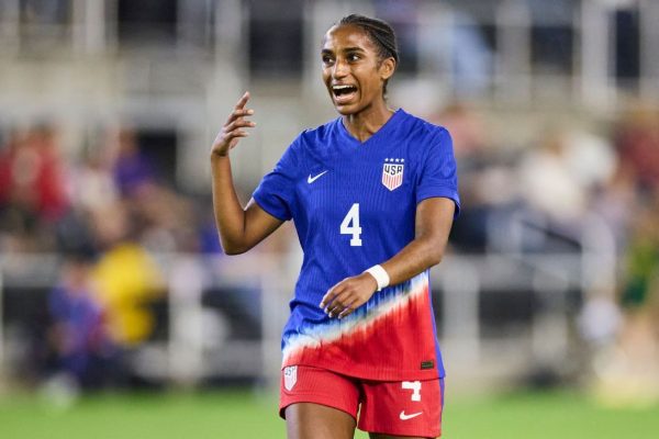 Naomi Girma’s USWNT Return: A World-Record Defender Back in the Fold