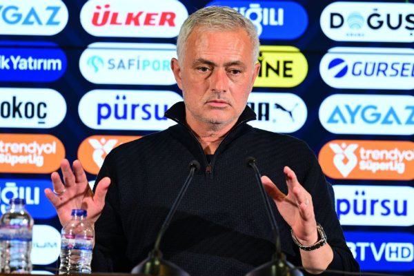 Mourinho’s Future Uncertain as Fenerbahce’s Title Dream Fades