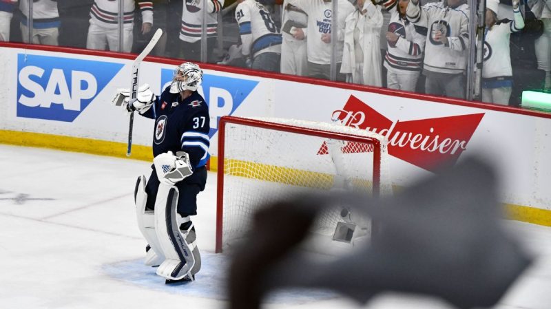 Hellebuyck’s Heroics Tie the Series: Jets Silence the Stars in Game 2