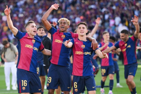 El Clásico Domination, Chelsea’s Wobble, and a Weekend of Football Frenzy