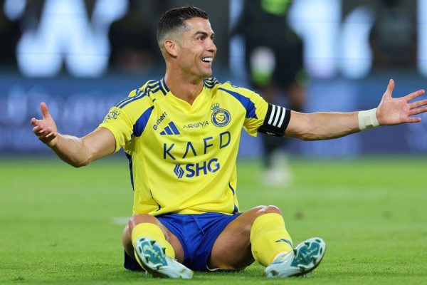 Ronaldo to Brazil? Club World Cup Transfer Shockwaves!