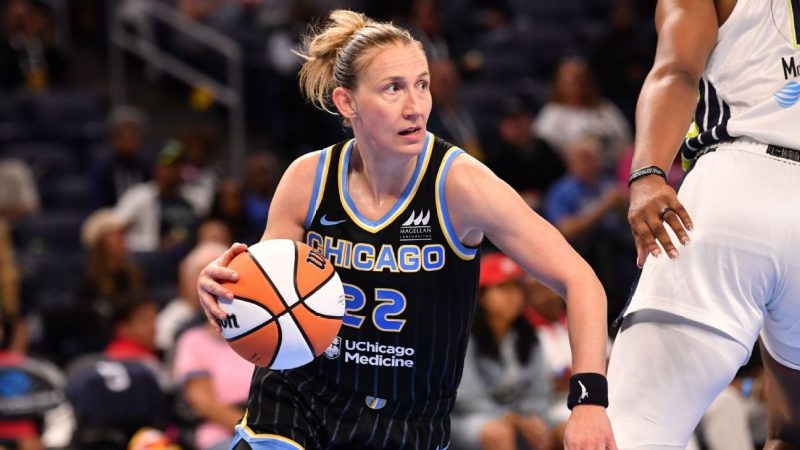 Vandersloot Makes History, Surpasses Wife’s Sky Scoring Record!