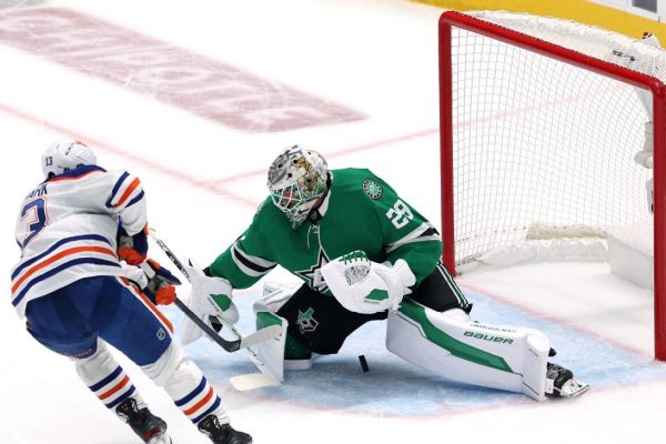 Stars Need a Spark: DeBoer’s Challenge After Oettinger’s Game 5 Slump
