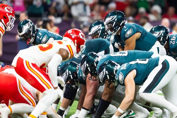 NFL’s ‘Tush Push’ Debate Heats Up: Luvu Weighs In, Owners to Revisit Ban