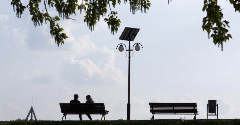 The Art of Staying Connected: How to Maintain Friendships in a Busy World
