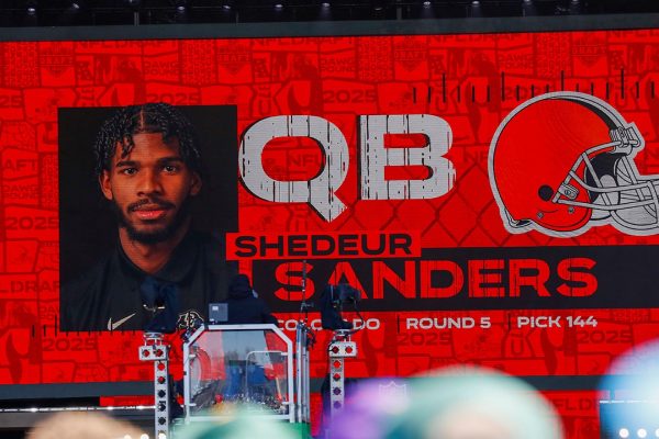 Shedeur Sanders’ Number Revealed: A Browns QB Room Shake-Up?
