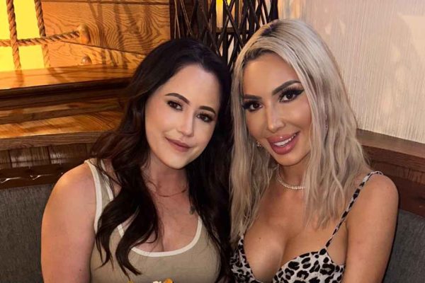 Teen Mom Drama Ends: Farrah Abraham and Jenelle Evans Bury the Hatchet!