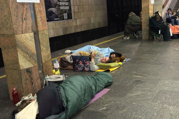 Kyiv Under Siege: A Night of Drone and Missile Attacks Follows Major Prisoner Exchange