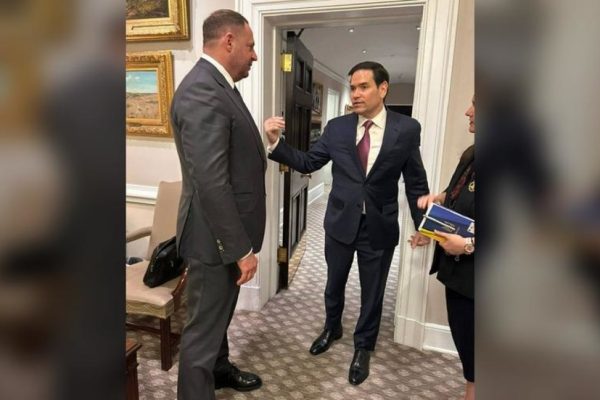 Zelensky’s Top Aide: A Source of Bipartisan Frustration in Washington?