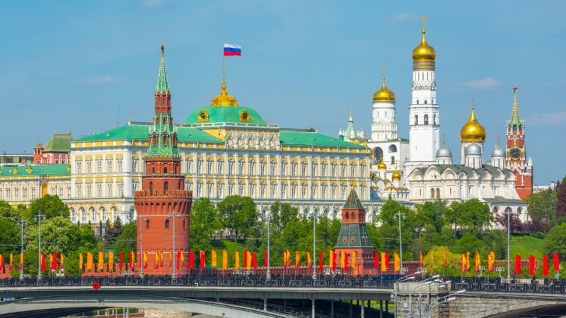Moscow Puts Peace Talks with Kyiv on Ice