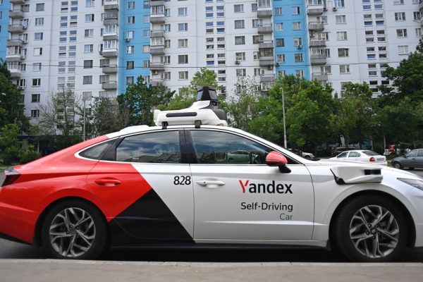 Self-Driving Taxis: A Solution to Russia’s Migrant Driver Problem?