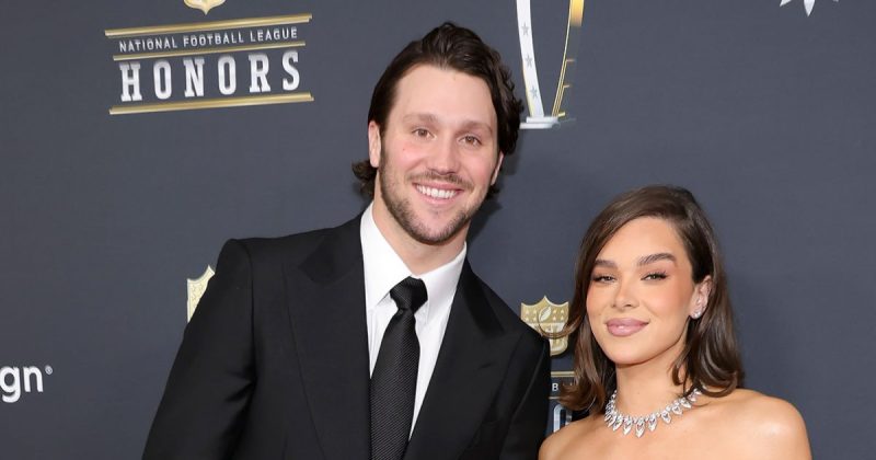 Hailee Steinfeld and Josh Allen: A Surprise Wedding!