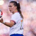 Sam Coffey Extends Reign with Portland Thorns Through 2027!