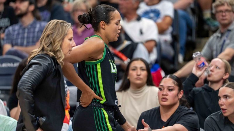 Lynx Advance to Commissioner’s Cup Final Despite Collier Injury Scare