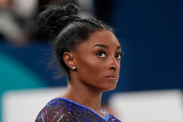 Feely Fires Back: Former NFL Kicker Weighs In on Biles-Gaines Controversy