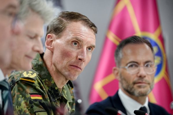 Germany to Deliver Long-Range Weapons to Ukraine: A Risky Gambit?