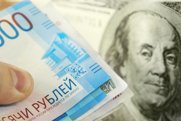 Ruble’s Rise: Russian Companies Ditch Foreign Currency