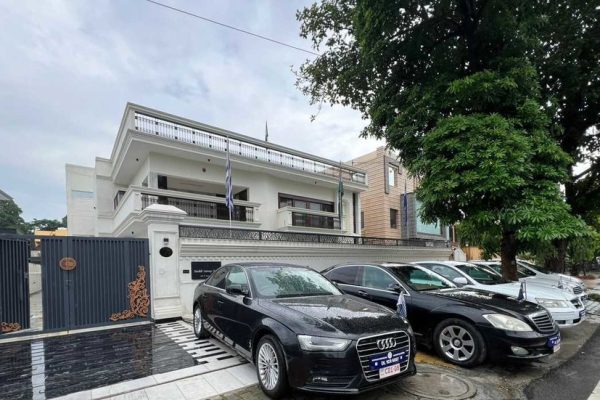 The Amazing Case of the Fake Embassy Near New Delhi