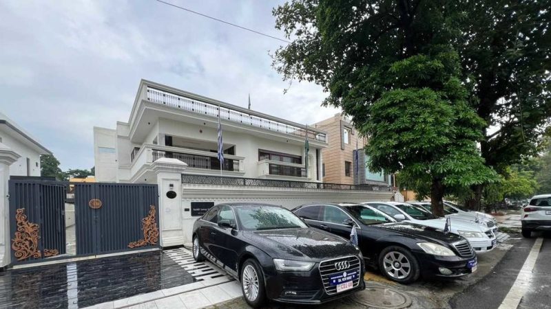 The Amazing Case of the Fake Embassy Near New Delhi