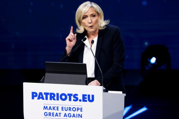 Le Pen Slams US-EU Trade Deal as a ‘Fiasco’