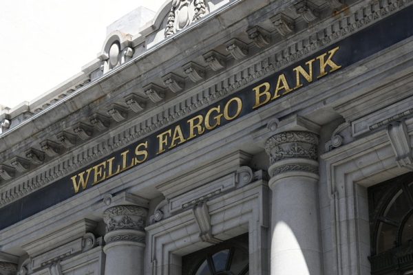Wells Fargo Q2 Earnings: What Wall Street’s Top Analysts Predict