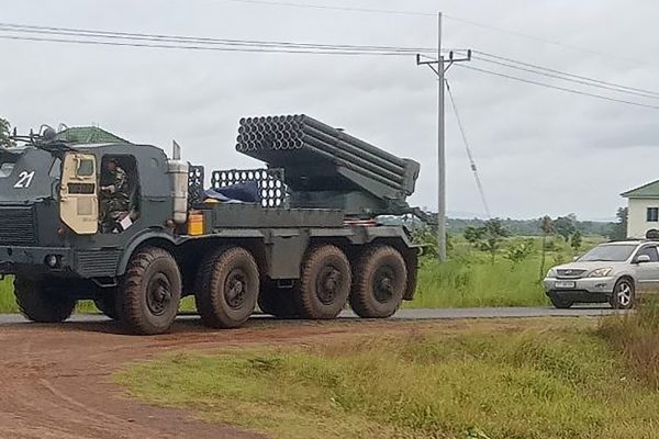 Border Clash: Thailand and Cambodia Exchange Fire, Prompting US Alert