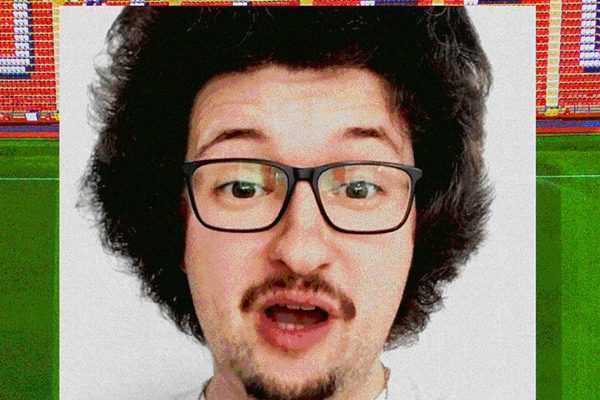 The United Strand: One Man’s Hairy Odyssey for Manchester United