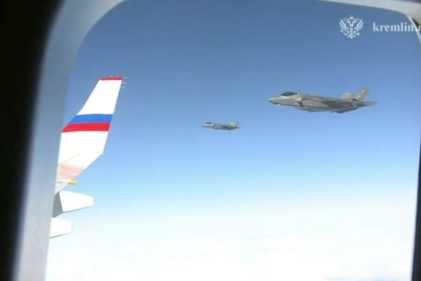 Putin’s Alaskan Departure: Escorted by US F-22 Raptors
