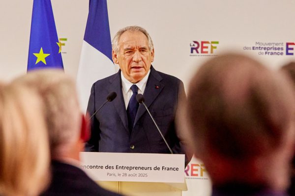 France’s Debt Crisis: A Boomerang Effect on Future Generations?